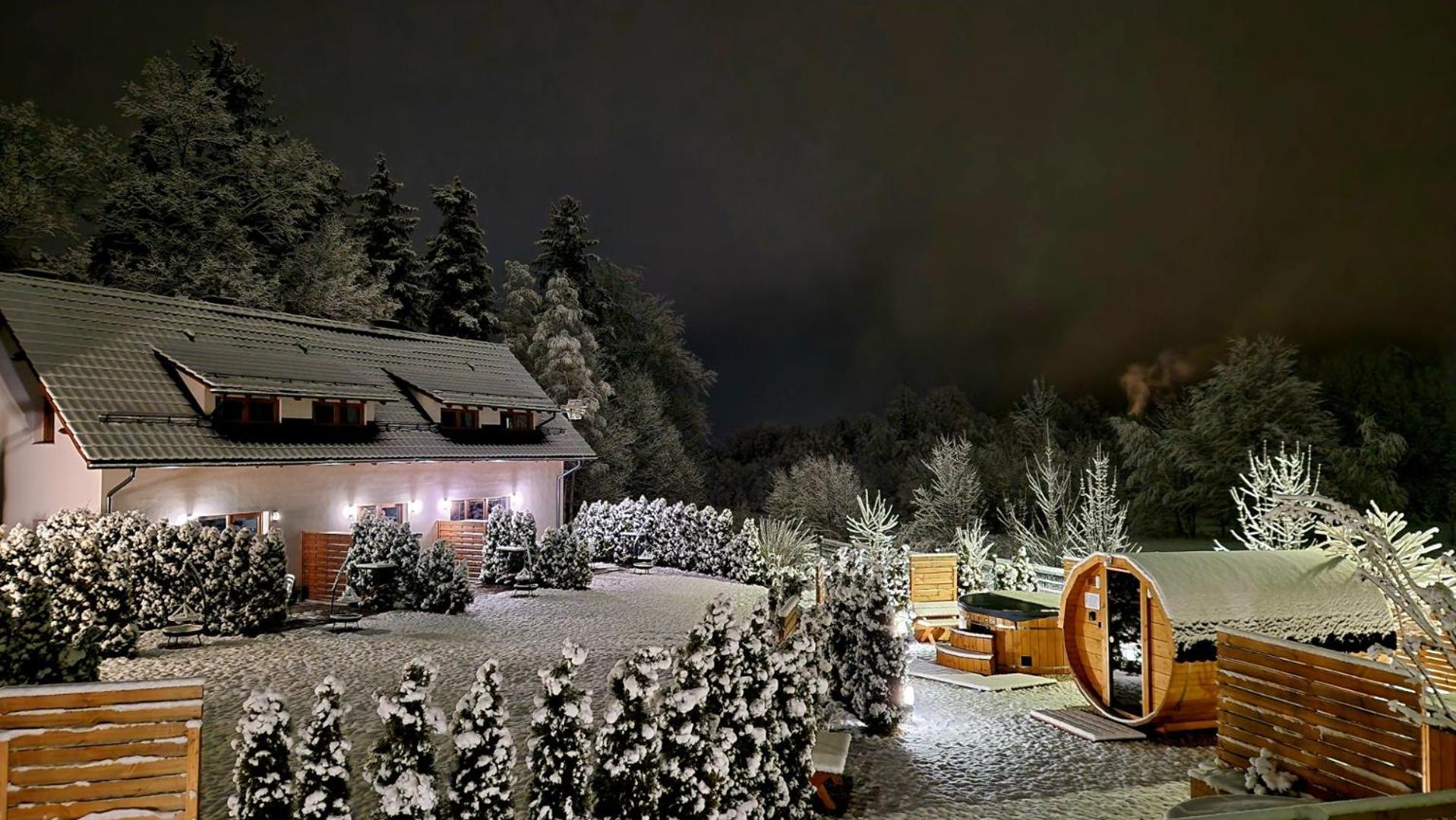 Widokowo - Domki Z Widokiem Na Sniezke Z Jacuzzi I Sauna Карпач Экстерьер фото